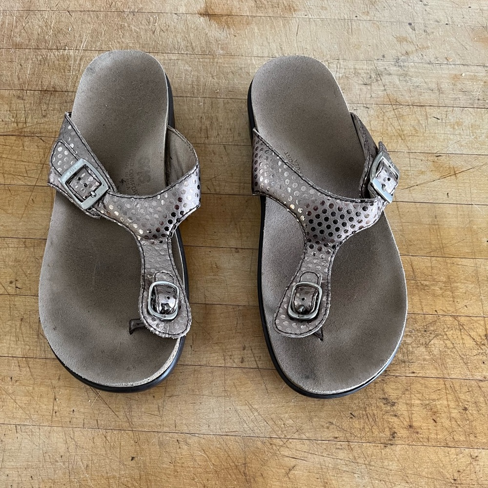 Gold metallic SAS sandals size 9